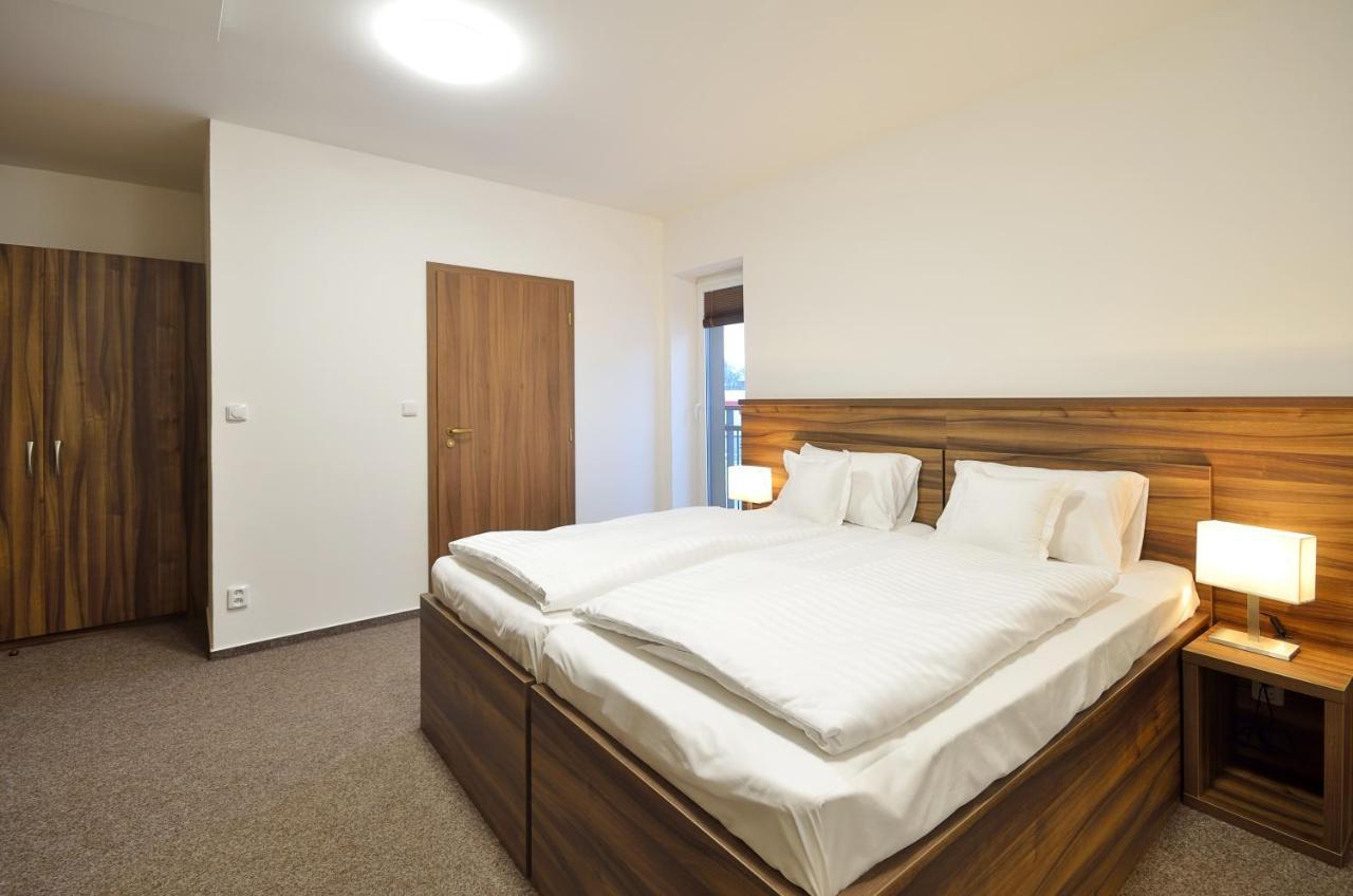 Penzion Kuzelna Hotel Trutnov Eksteriør billede